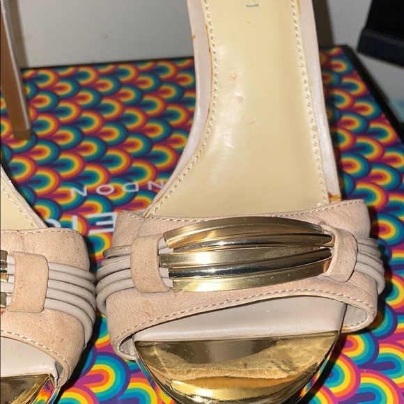 Gianni Bini Women's Tan Heels - Picture 7 of 8